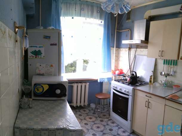 Квартира на длительный срок, ул. Романова, 10, фотография 2