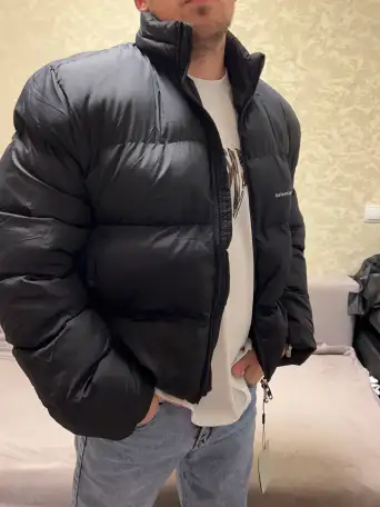 Зимний пуховик Balenciaga, фотография 1