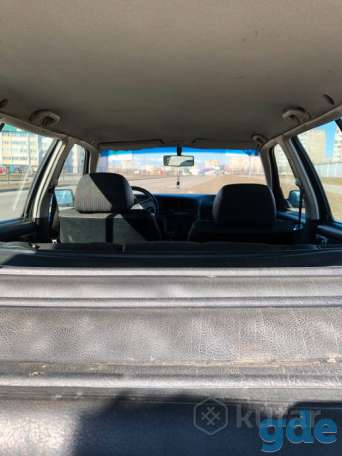Автомобиль Volkswagen Golf, фотография 2