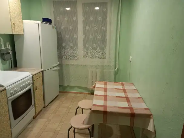 Квартира прсуточно в центре Несвижа, ул.К.Либкнехта, 7, фотография 1