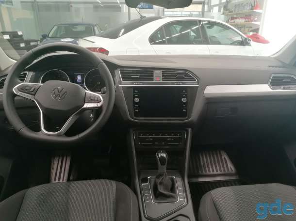 Volkswagen Tiguan 2021, фотография 5