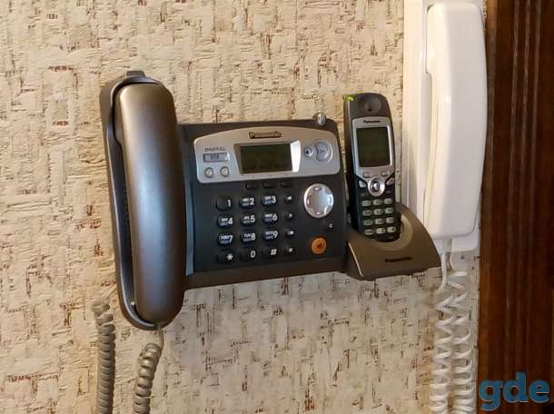 Телефон стационарный Panasonic KX-TCD540RU проводной телефон и трубка DECT в комплекте, фотография 1