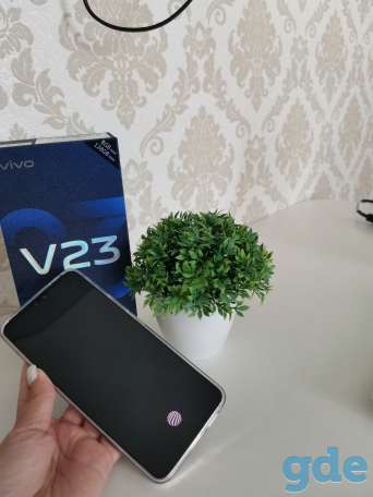 Мобильный телефон Vivo V23, фотография 1