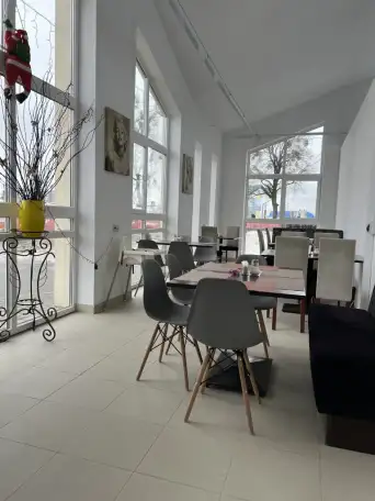 Продаём кафе в Лунинце, фотография 2