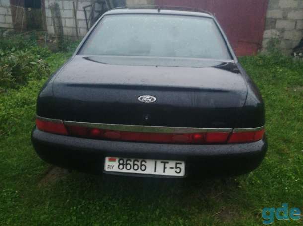 Легковое авто Ford, фотография 1