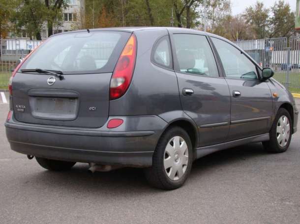 Экономичный микровэн Nissan Almera Tino 2.2 dCi, фотография 3