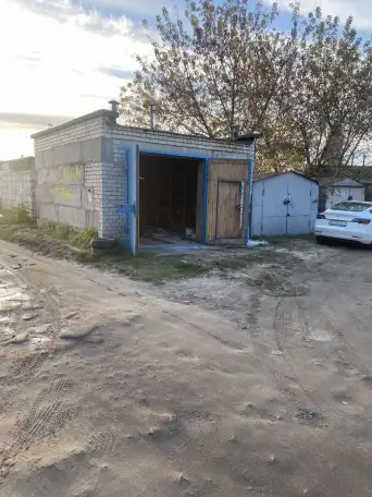 продам гараж, ул Малинина, фотография 1