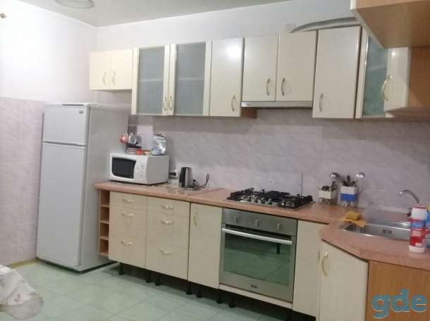 сдам квартиру на сутки в Барановичах, ул. Холостякова, фотография 2