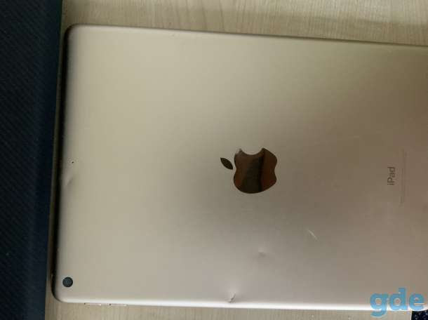 Apple iPad 9.7 128гб быстрым отдам за 400, фотография 3