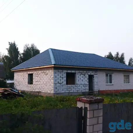 Вальмовая четырёхскатная кровля в Гомеле, фотография 2