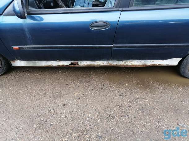 Renault Laguna 2.0 бензин, 1996 год, фотография 6