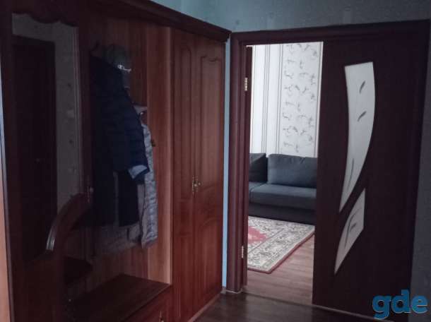Продаётся 4-х комнатная квартира в г. п. Октябрьский, фотография 1