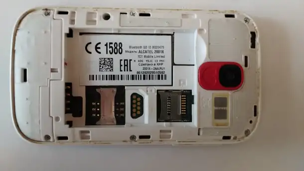 Мобильный телефон кнопочный Alcatel 2001x, фотография 5