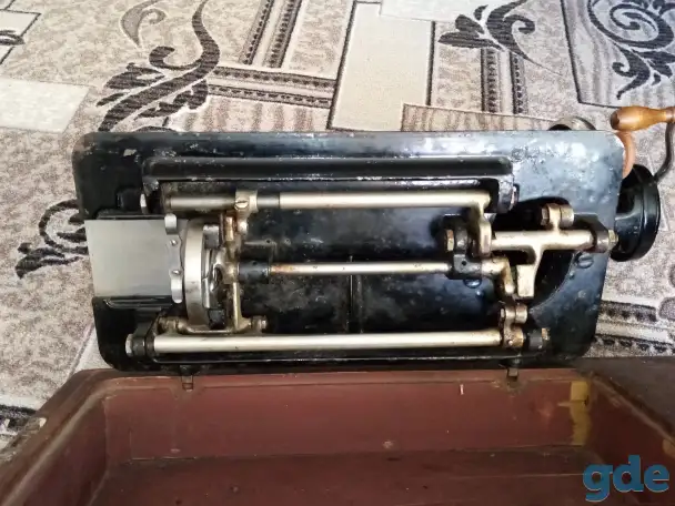 Швейная машинка 