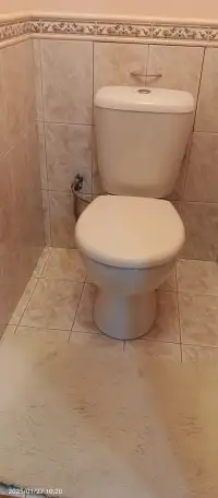 Продам унитаз с бачком., фотография 1