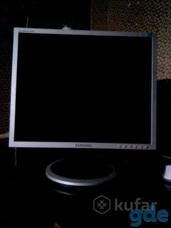Монитор Samsung 940N, фотография 1