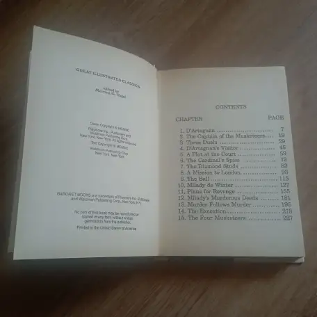 Книга Три Мушкетера (на английском, Нью-Йорк), фотография 4