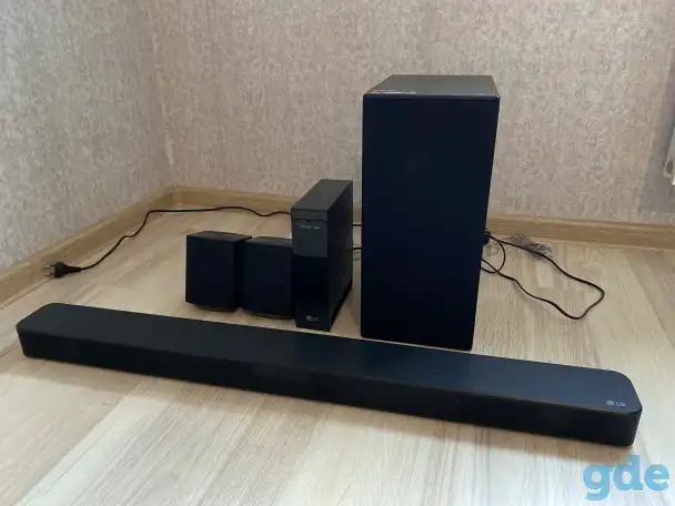 Саундбар LG SN5R, фотография 1