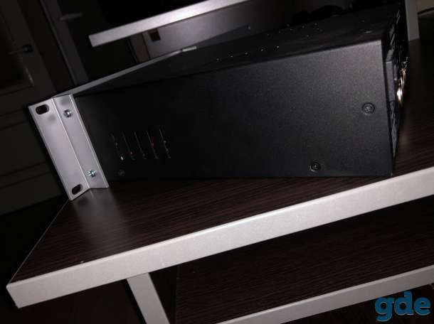 Микрофонный предусилитель Universal Audio Twin-Finity 710., фотография 2