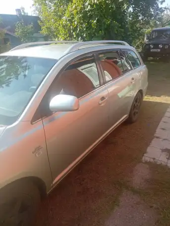 Тайота овенсис Toyota Avensis, фотография 2