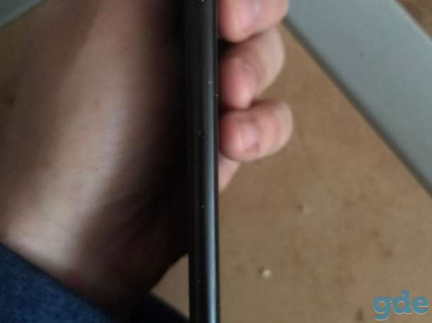 Телефон iPhone 7, фотография 4