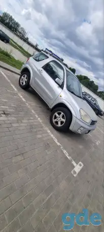 Toyota RAV 4, фотография 4