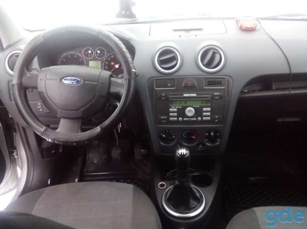 Продам автомобиль Ford Fusion, фотография 4