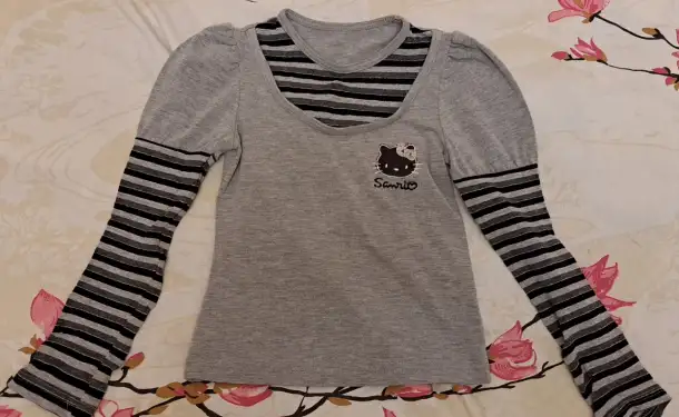 Кофты на девочку 4-5лет р.98-110, б.у в хорошем состоянии, фотография 3