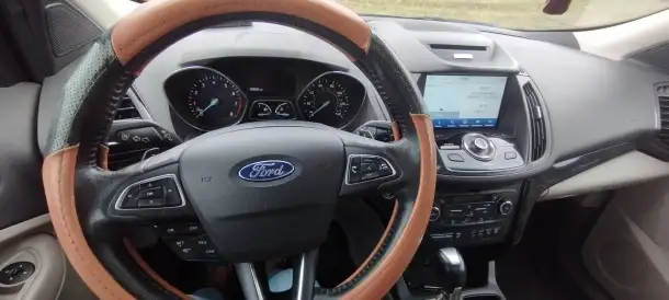 Авто Ford Escape, фотография 7