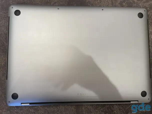 MacBook 15 Touch Bar 2019 Б/У, фотография 7