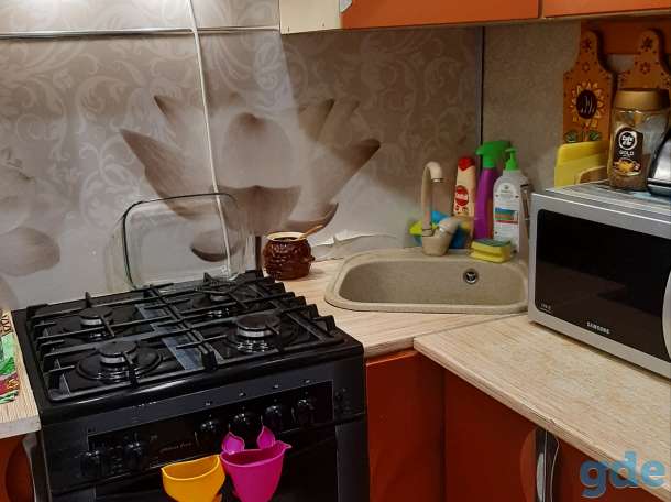 Продам Кухню и газовую плиту, фотография 1