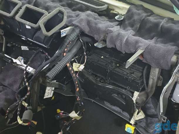 шумоизоляция автомобиля comfort mat. Антикоррозийная обработка арок каучуковым составом., фотография 3