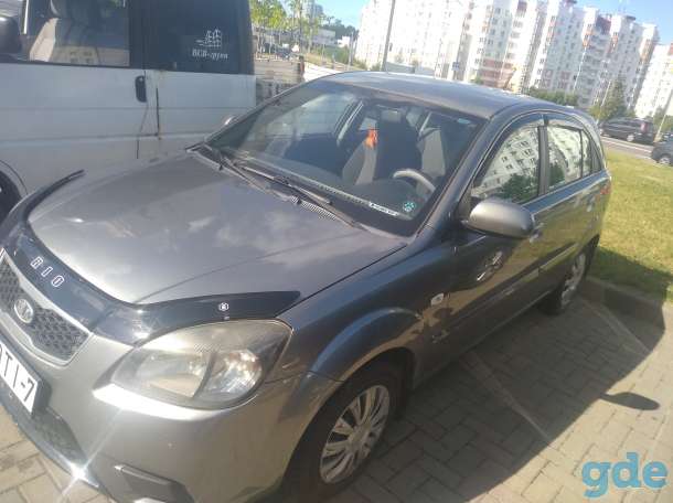 Хорошее авто Kia Rio, фотография 8