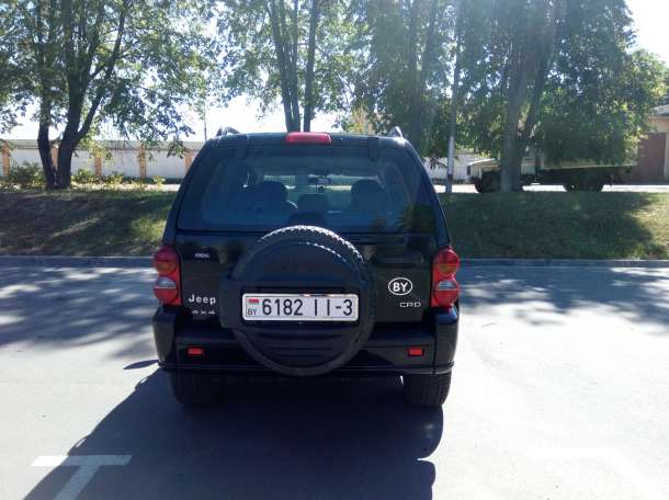 Продам автомобиль.Jeep Cherokee 2003 года, фотография 3