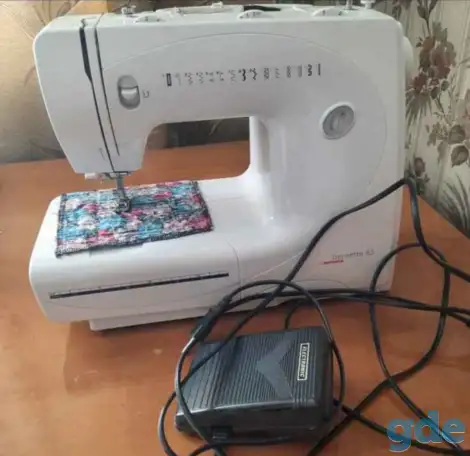 Швейная машина бытовая Bernina, фотография 1