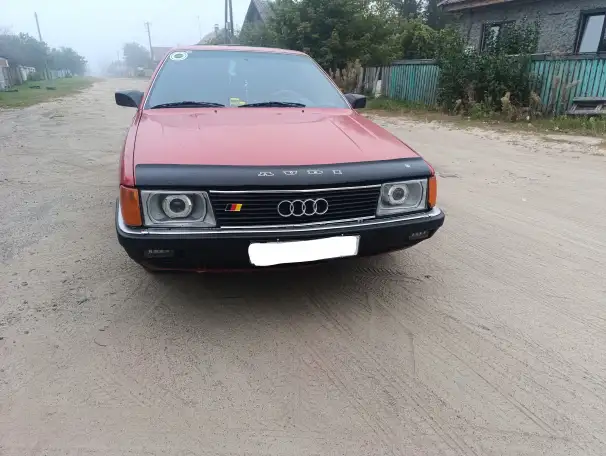 Ауди 100 с3, фотография 1