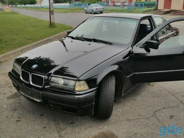 Продажа автомобиля бмв 318i, фотография 2