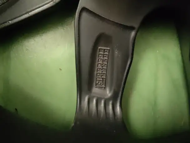 Dezent TE 177.5J  Nokian Tyres Hakkapeliitta R2, фотография 5