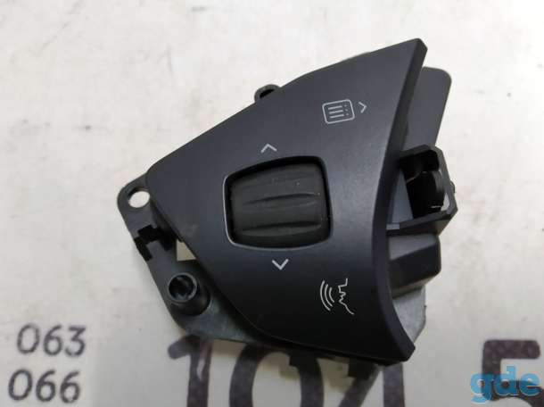Зап. части для авто Tesla. Кнопка переключения (на руле) правая {MX_MSR}HF-RH Switch button (on, фотография 3