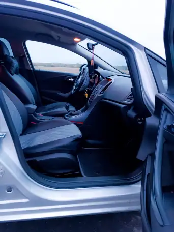Opel Astra j (2015 г.) / Опель астра j 2015, фотография 10
