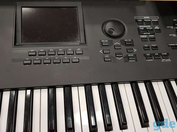 Рабочая станция Yamaha Motif XF7, фотография 1