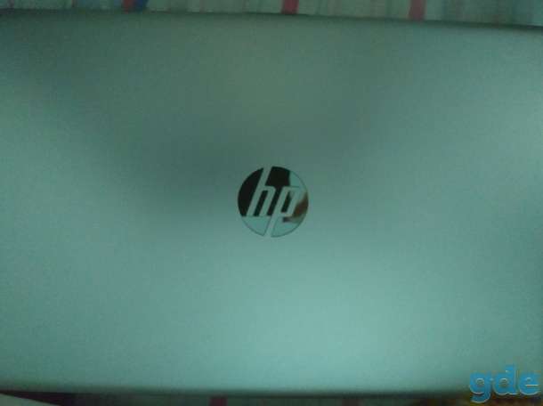 Ноутбук HP, серебристый, фотография 1
