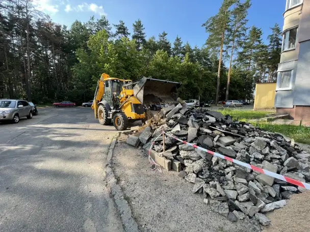 Аренда экскаватора-погрузчика в Борисове, фотография 2