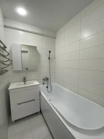 Продам 3-комнатную квартиру, Ул.Баргамяно, дом 6, фотография 8