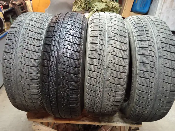 4 ЗИМНИЕ ШИНЫ 185-65R 15 BRIDGESTONE ПРОТЕКТОР-6.5ММ ВЕЗДЕ - 350РУБ, фотография 1