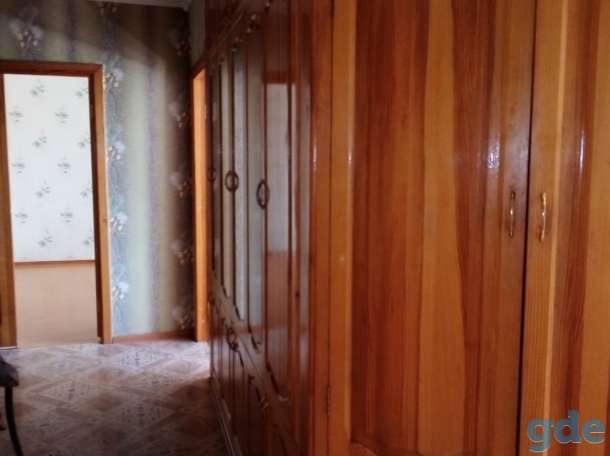 Продам двухкомнатную квартиру в г. Ельске, с погребом и большим сараем, фотография 3