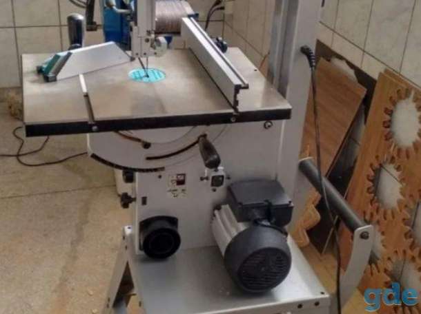 Ленточная пила Makita LB1200F, фотография 2