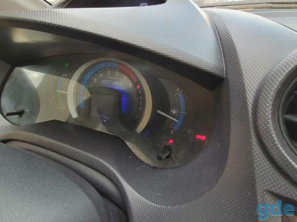 Авто Honda Insight, фотография 4