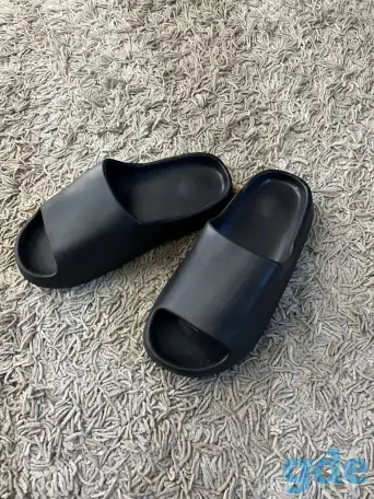 Сланцы Adidas Yeezy Slide, фотография 4