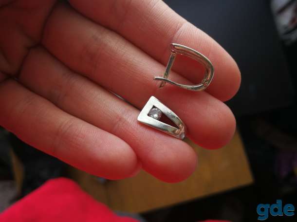 Продам серебряные серьги, фотография 1